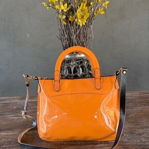 MARNI GLOSSY PATENT LEATHER CHIC ORANGE TOTE SATCHEL